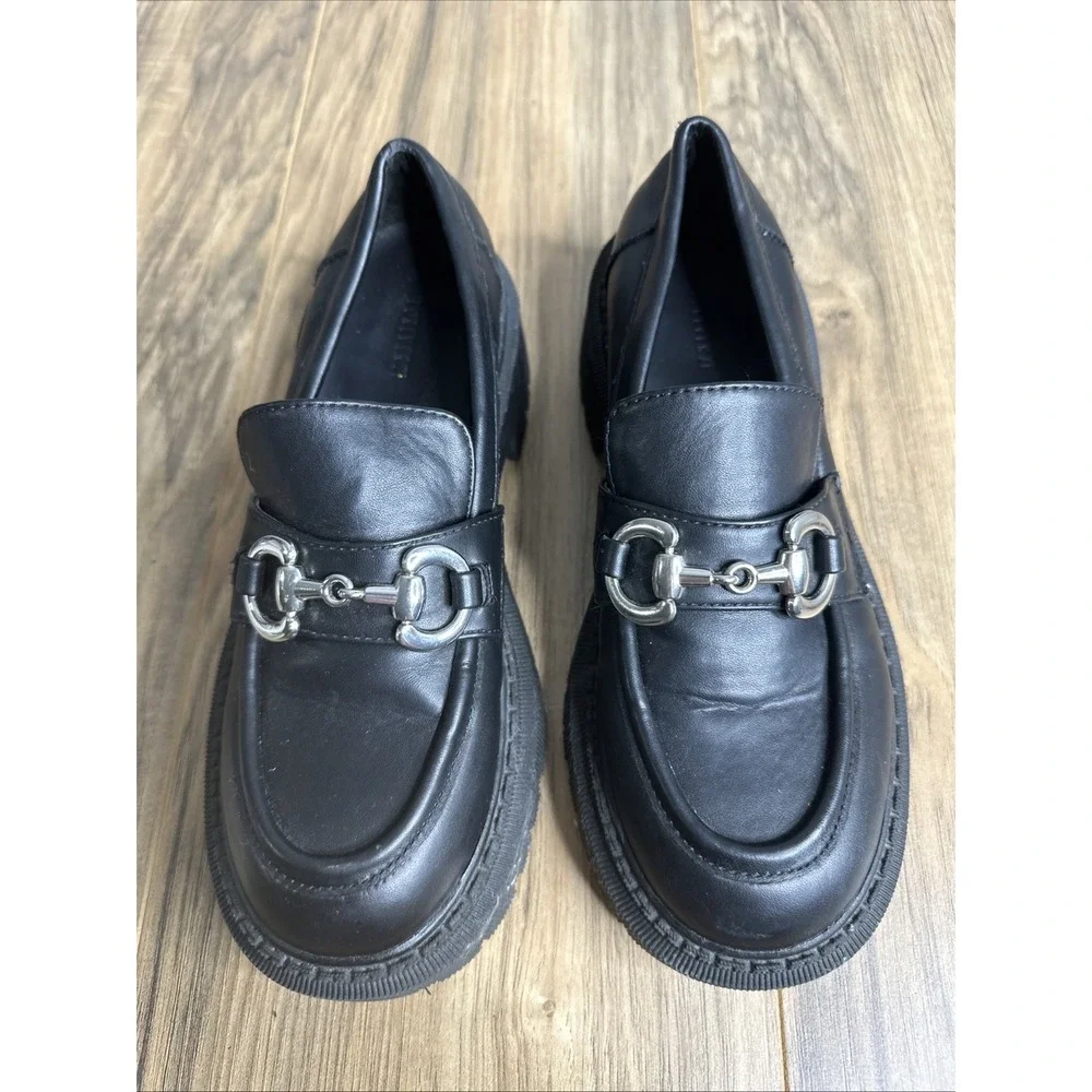 Forever 21 Women's‎ Slip On Platform Shoes Size 5.5 Black
